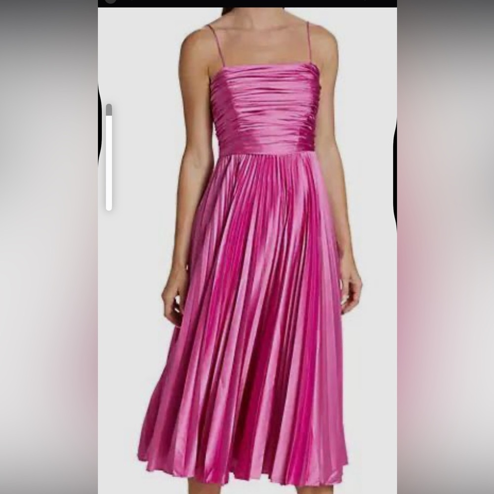 Elegant Pink Pleated Midi Dress